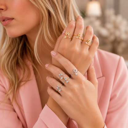 Anillo con Inicial Personalizado